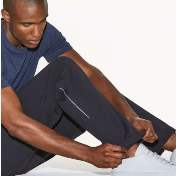 Lululemon Discipline Pant *32" Black CC. - Picture 5 of 15